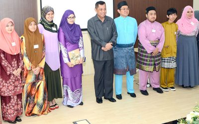 Certificates presented to 150 ICT YDP participants