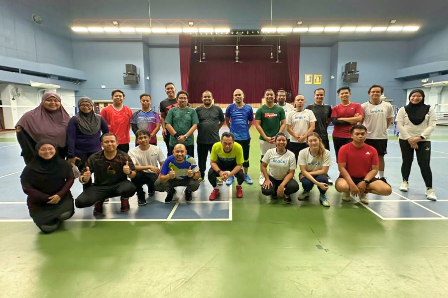 EGNC held Badminton Friendly Match with various oragnisations